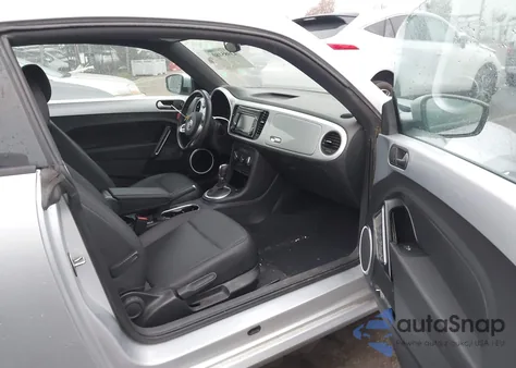 2015 Volkswagen Beetle 1.8T из США, поврежденный, VIN 3VWJ17AT2FM642581